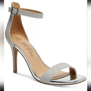Wild Pair Blaire Dress Sandals Silver Sz 8